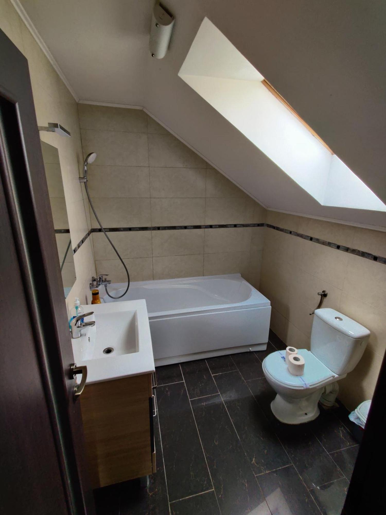 Apartamente De Inchiriat Lucky House Braşov Exterior foto